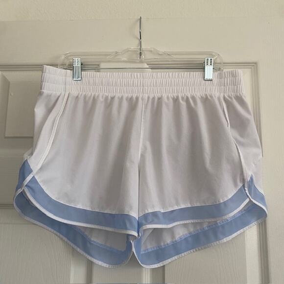 Athleta Mesh Racer Run 4" Short White w/Blue Trim Zip Pocket Women's Large - Picture 1 of 12
